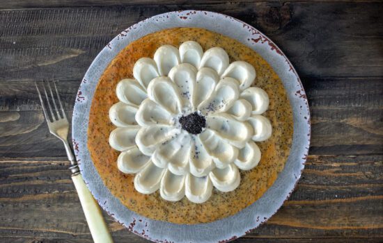 Torta Vegan Sambuco e Semi di Papavero