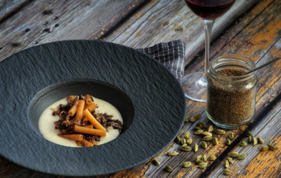 Maccheroncini con salsa di Taleggio e Levistico