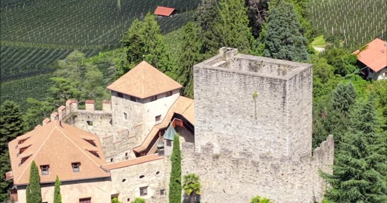 Castel Goiano dall’alto: tra una ricetta e l’altra si vola